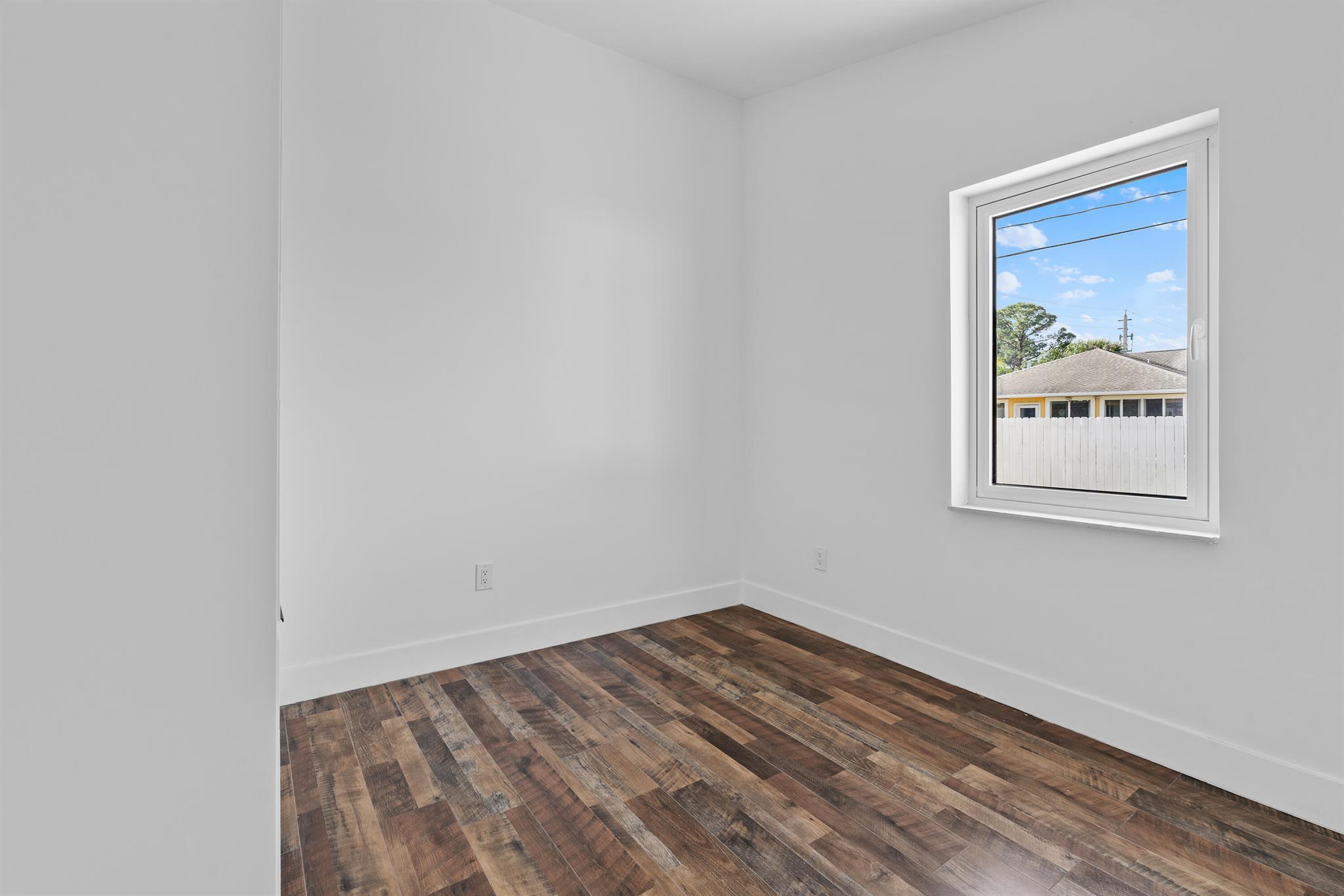 PORT ST LUCIE SECTION 30 - Residential Lease