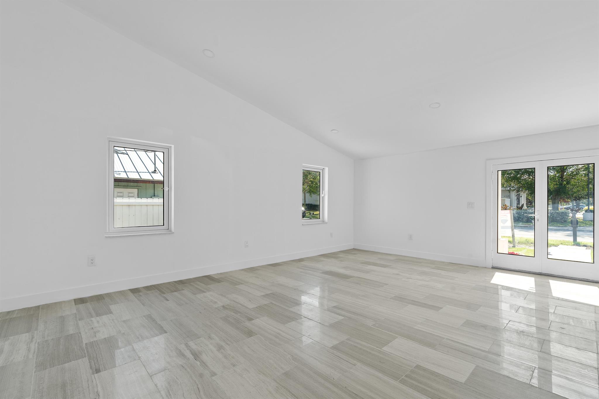 PORT ST LUCIE SECTION 30 - Residential Lease
