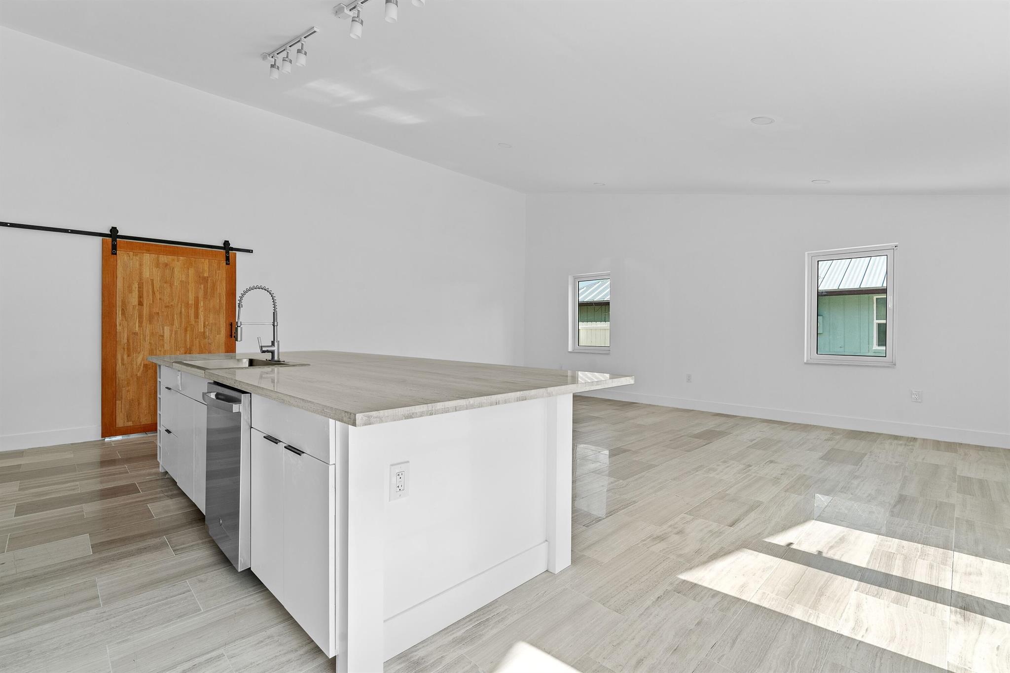 PORT ST LUCIE SECTION 30 - Residential Lease