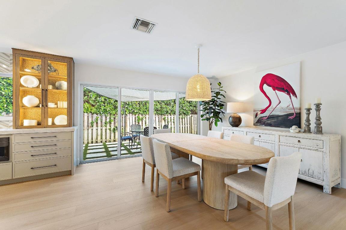 WORTH COURT WPB 1ST ADD IN - Residential Lease