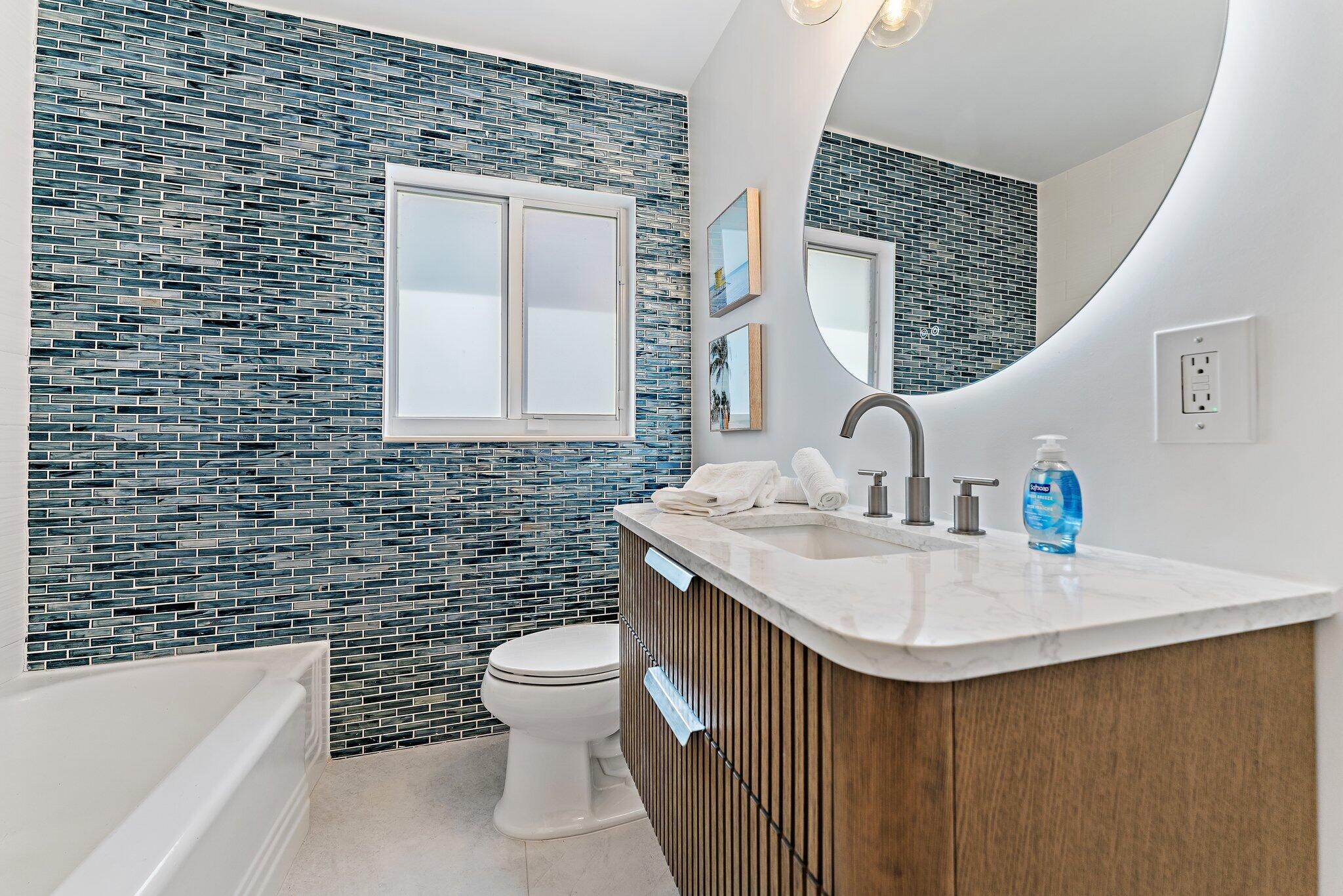 WORTH COURT WPB 1ST ADD I - Residential Lease