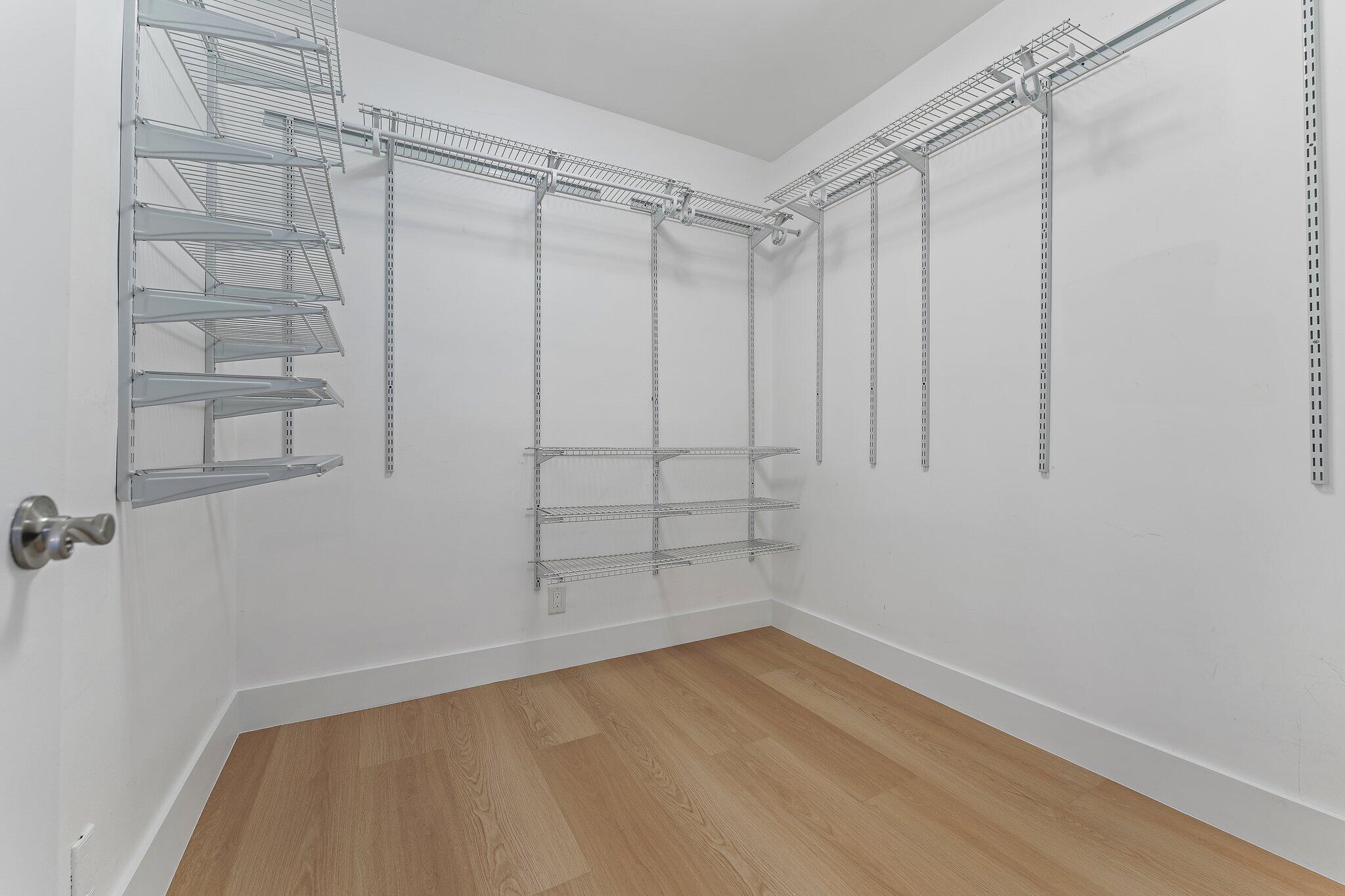 WORTH COURT WPB 1ST ADD I - Residential Lease