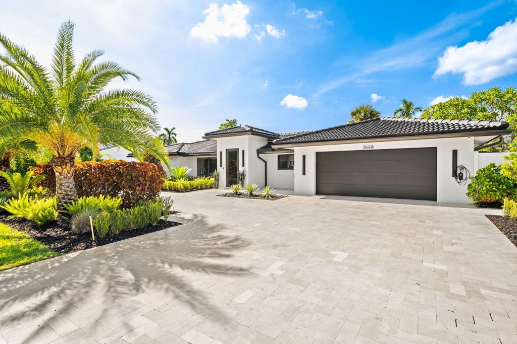 Photo of 2648 NE 34TH Street, Fort Lauderdale, FL 33306 (MLS # B26077323)