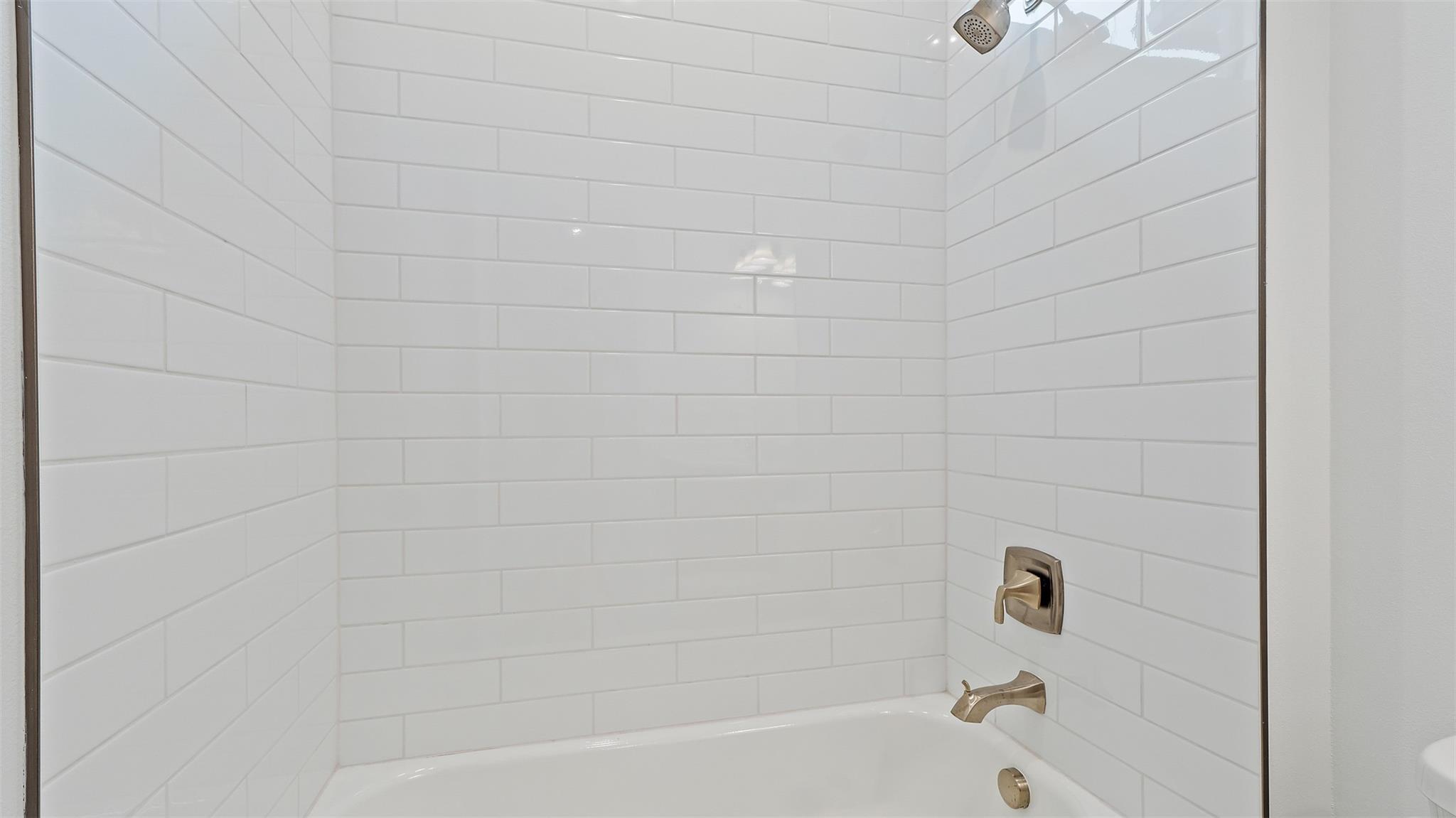 KH RIVELLA LLC - Residential