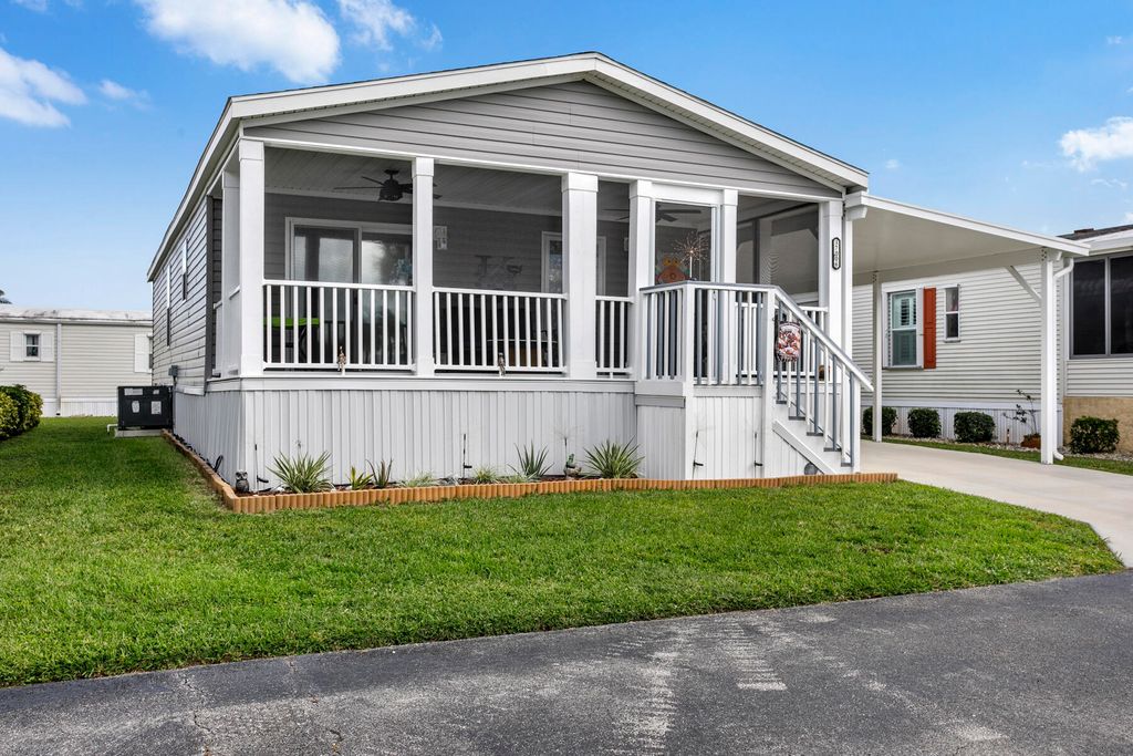 Photo of 37006 Exuma Bay, Boynton Beach, FL 33436 (MLS # R11138700)