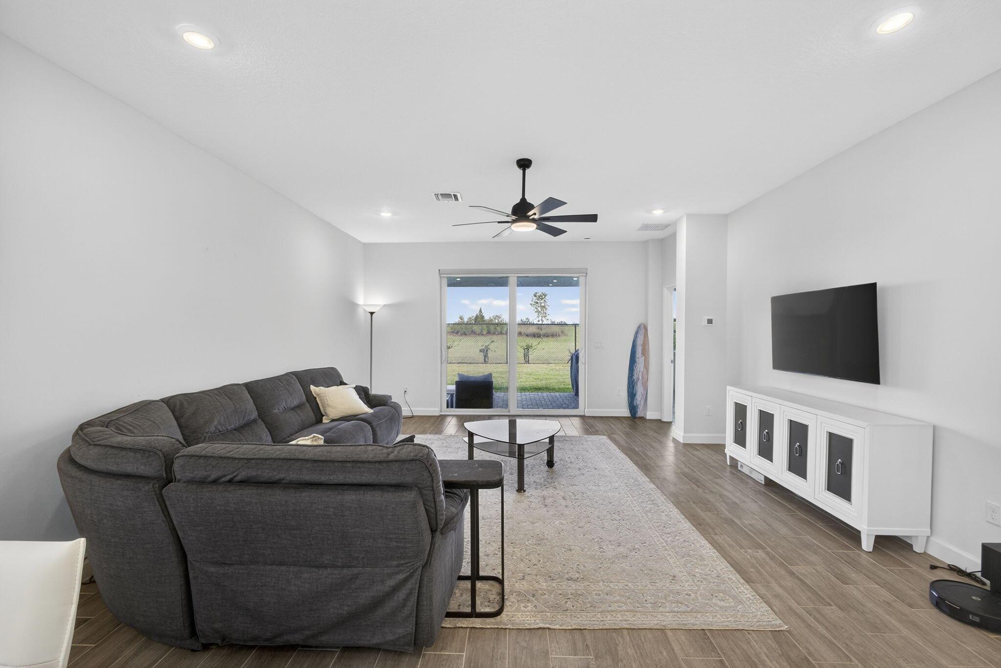 ARDEN PUD POD I NORTH - Residential Lease