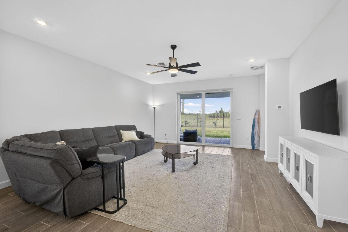 ARDEN PUD POD I NORTH - Residential Lease