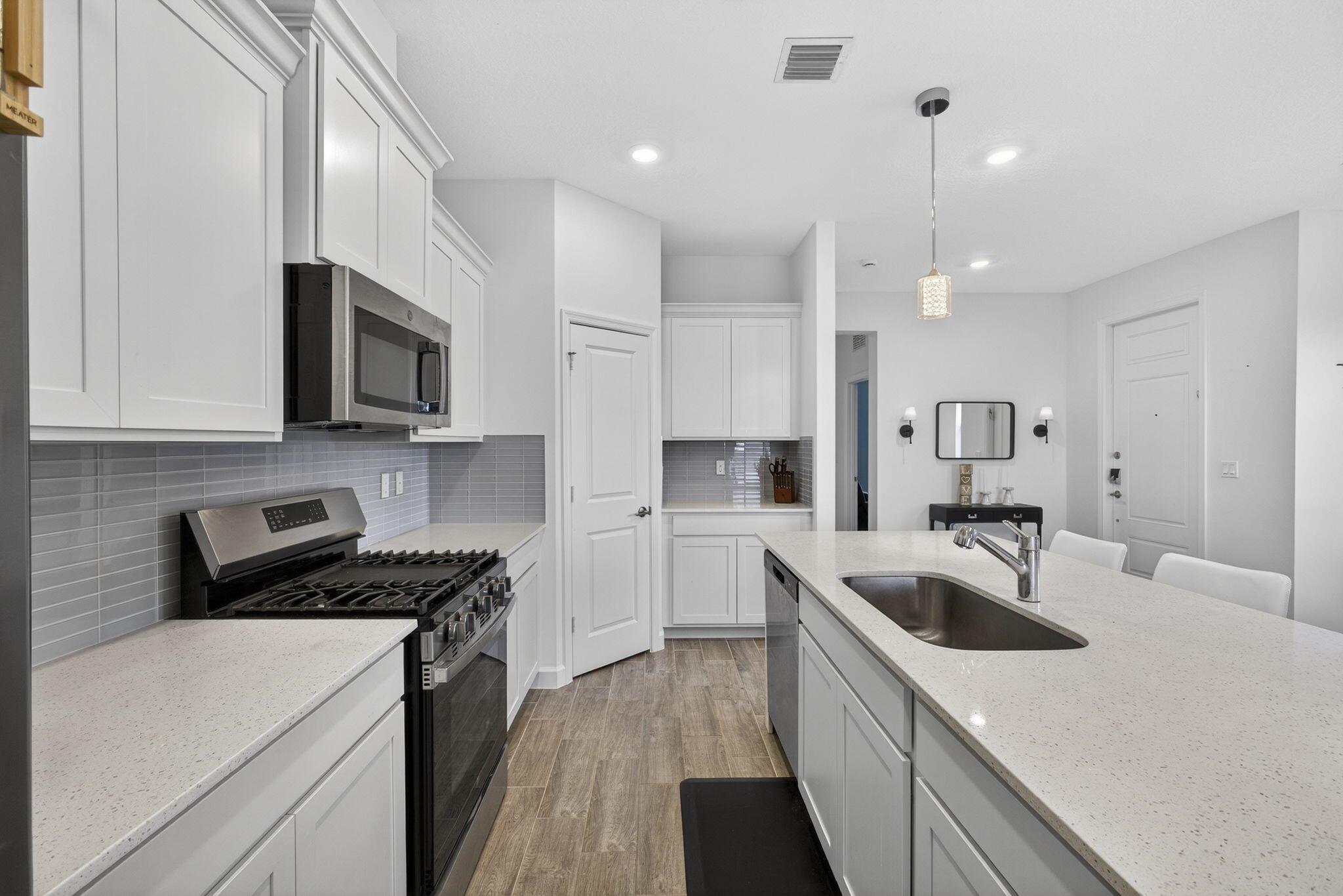 ARDEN PUD POD I NORTH - Residential Lease