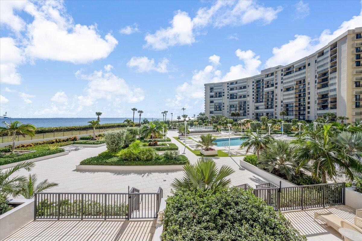 OCEAN TRAIL CONDO I - Residential