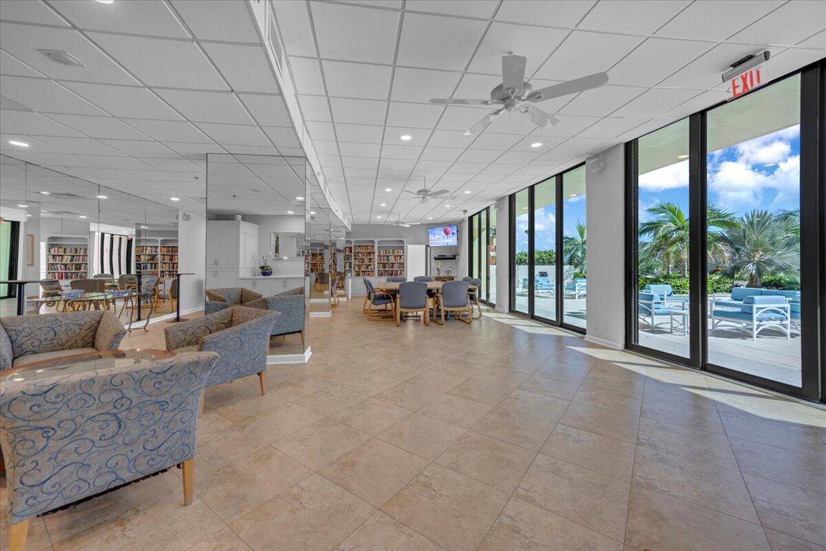 OCEAN TRAIL CONDO I - Residential