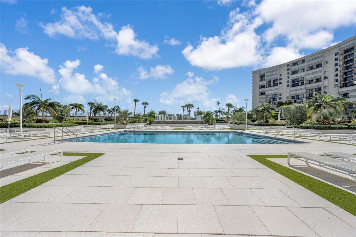 OCEAN TRAIL CONDO I - Residential
