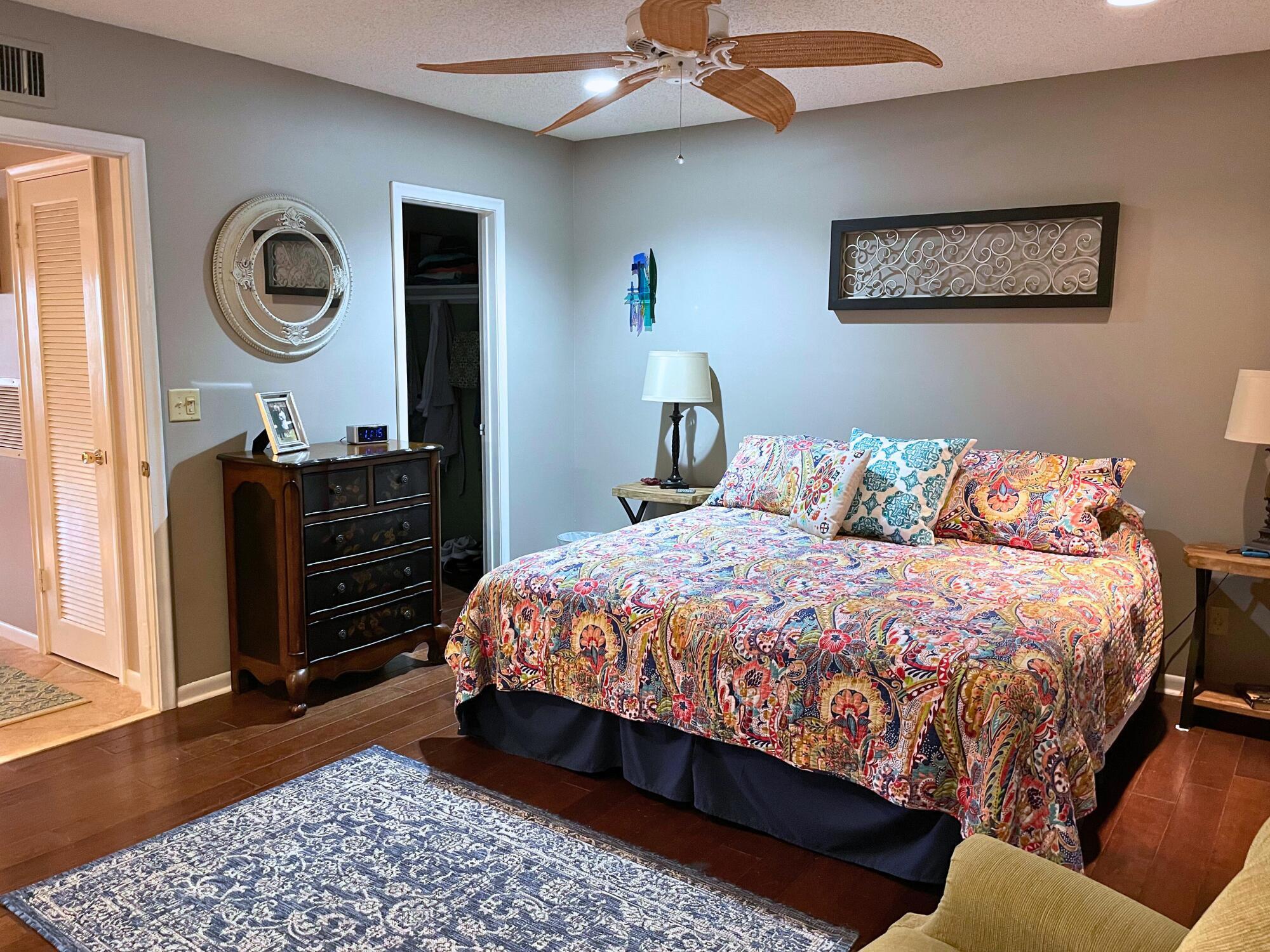 PINE POINT VILLAS CONDO - Residential Lease