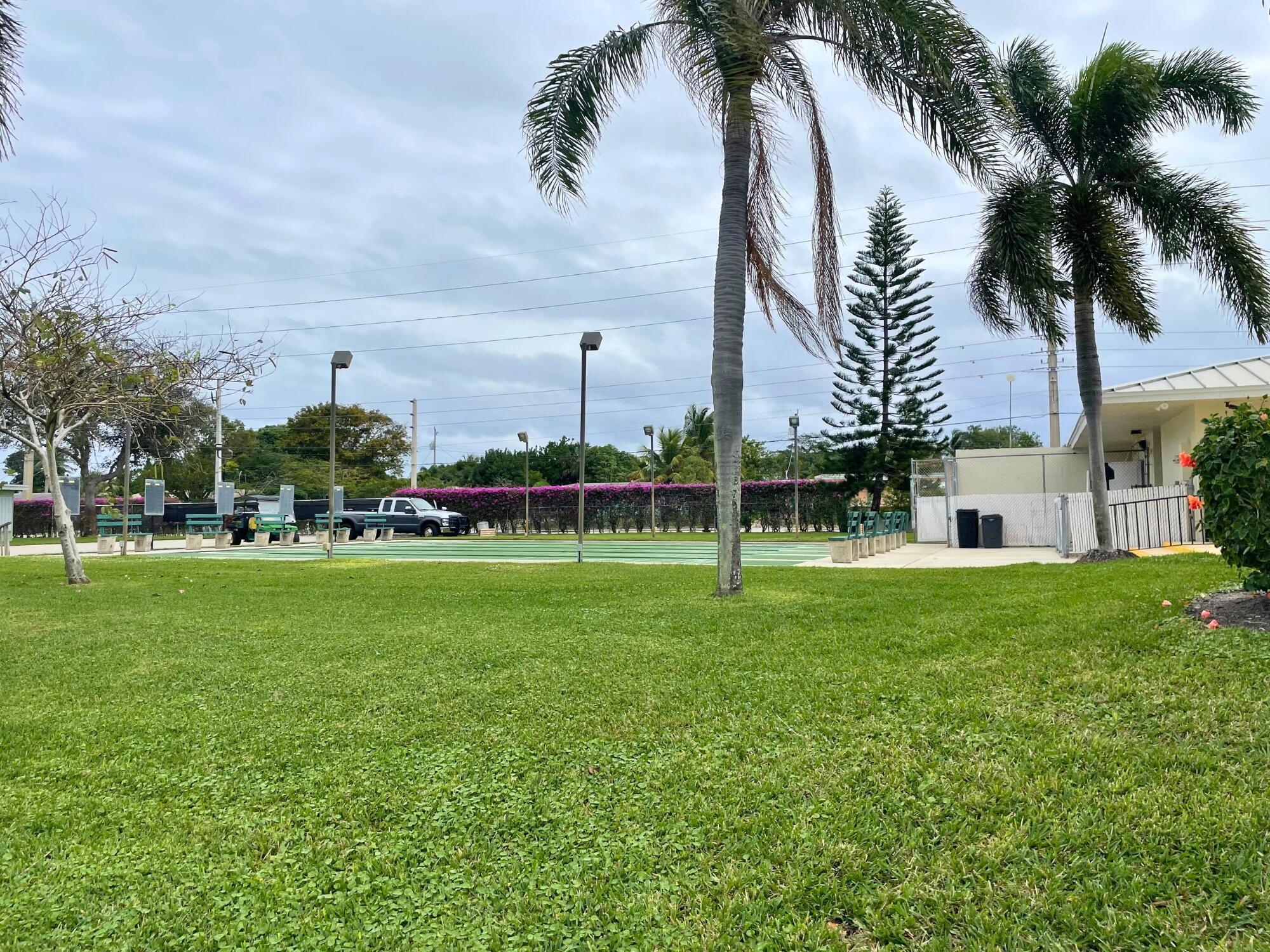 PINE POINT VILLAS CONDO - Residential Lease