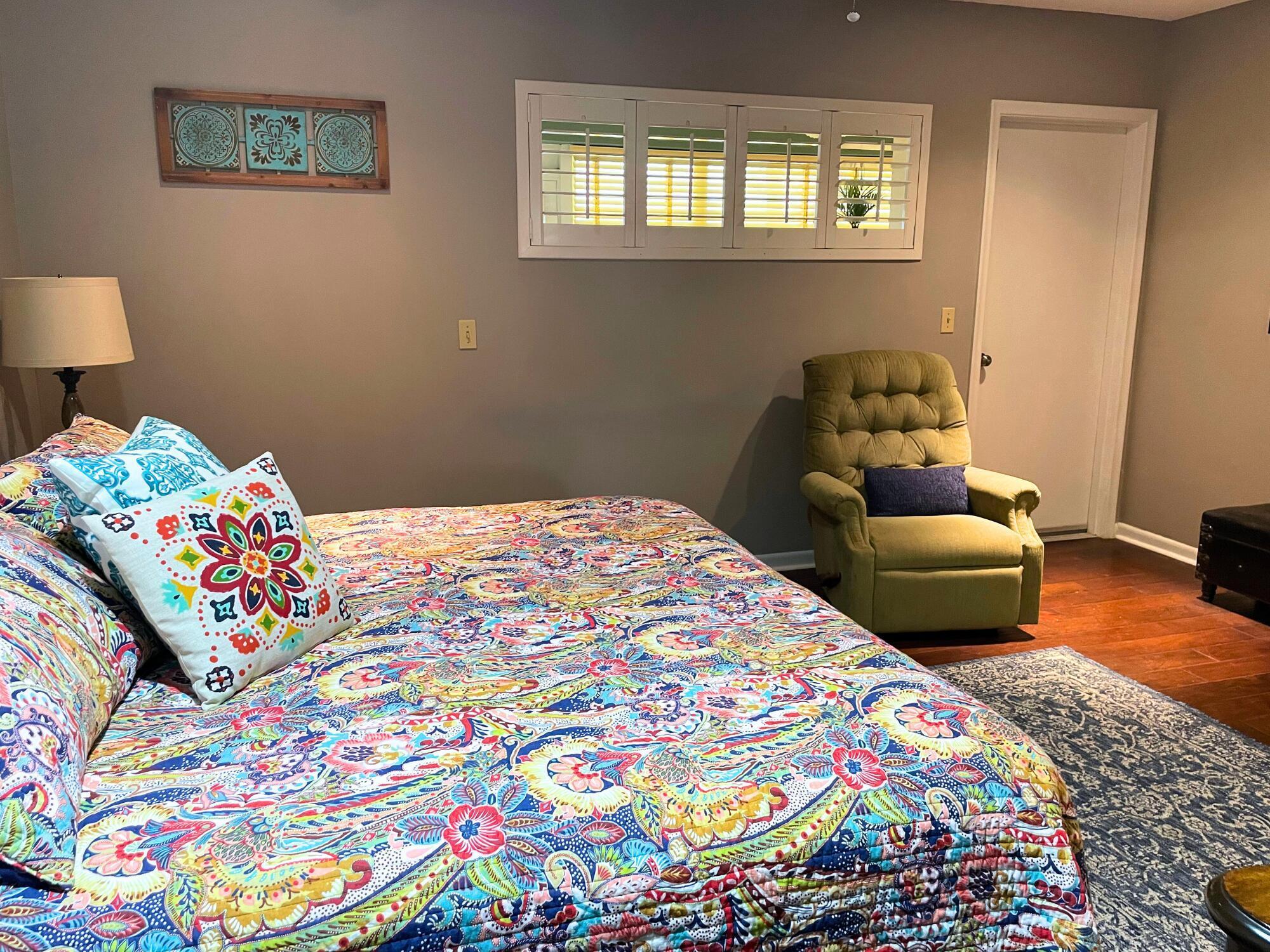 PINE POINT VILLAS CONDO - Residential Lease