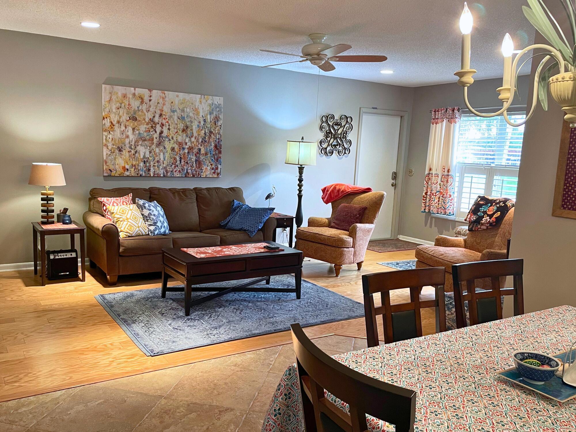 PINE POINT VILLAS CONDO - Residential Lease