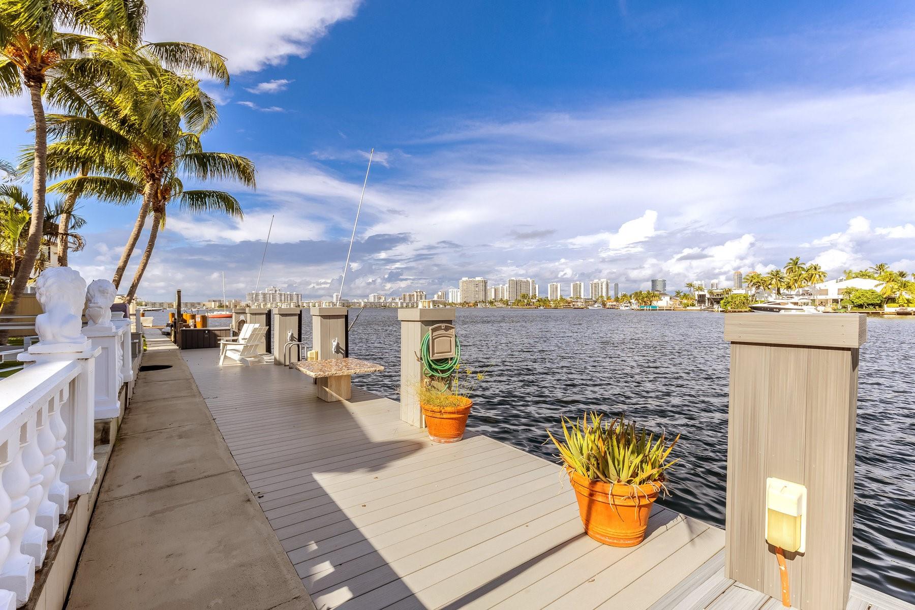 View photos, virtual tours, details... 16503 NE 27th Pl 19