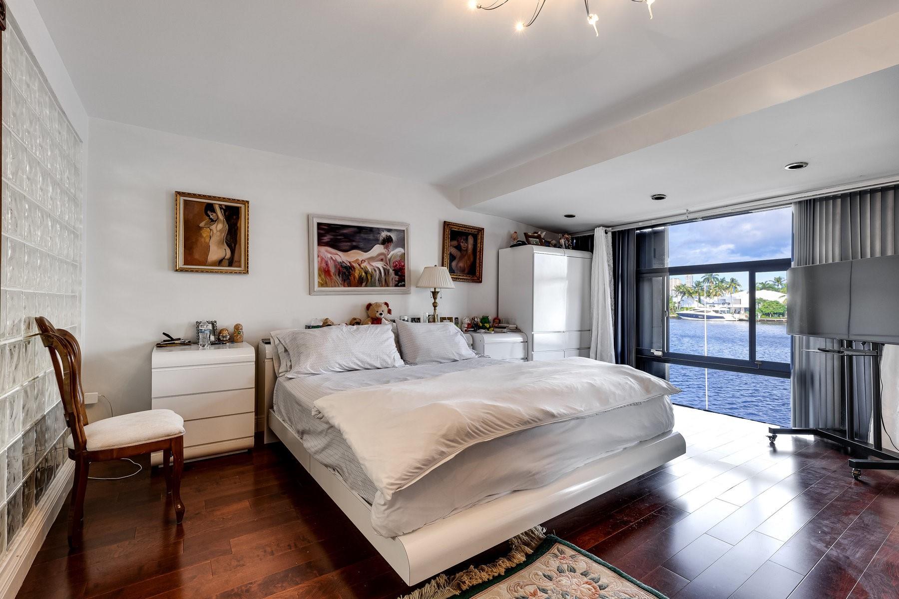 Leeward Point Condo - Residential