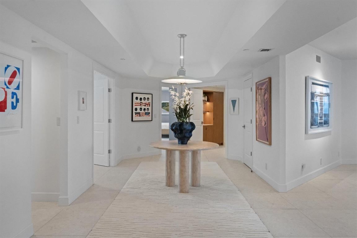 TWENTY SEVEN SEVENTY SOUTH OCEAN BOULEVARD COND DE - Residential