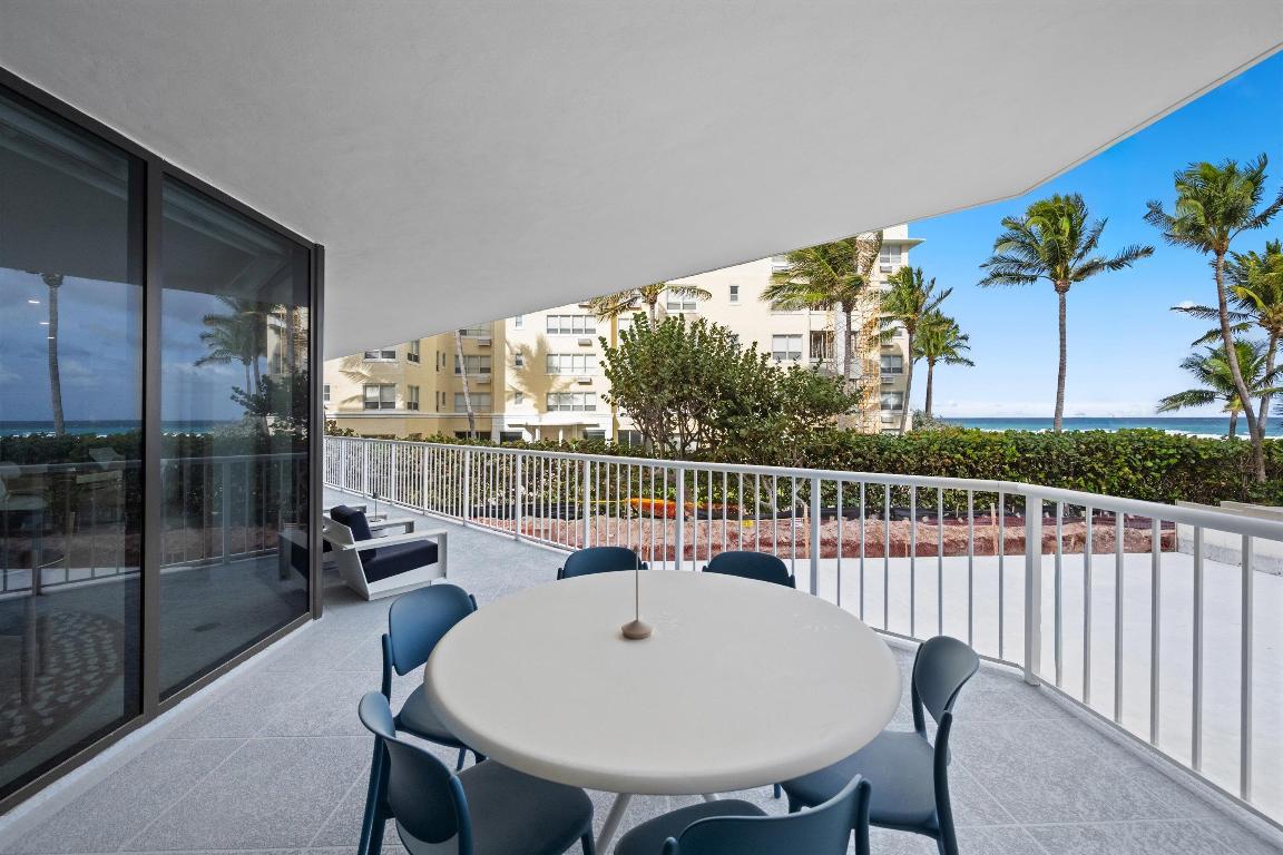 TWENTY SEVEN SEVENTY SOUTH OCEAN BOULEVARD COND DE - Residential