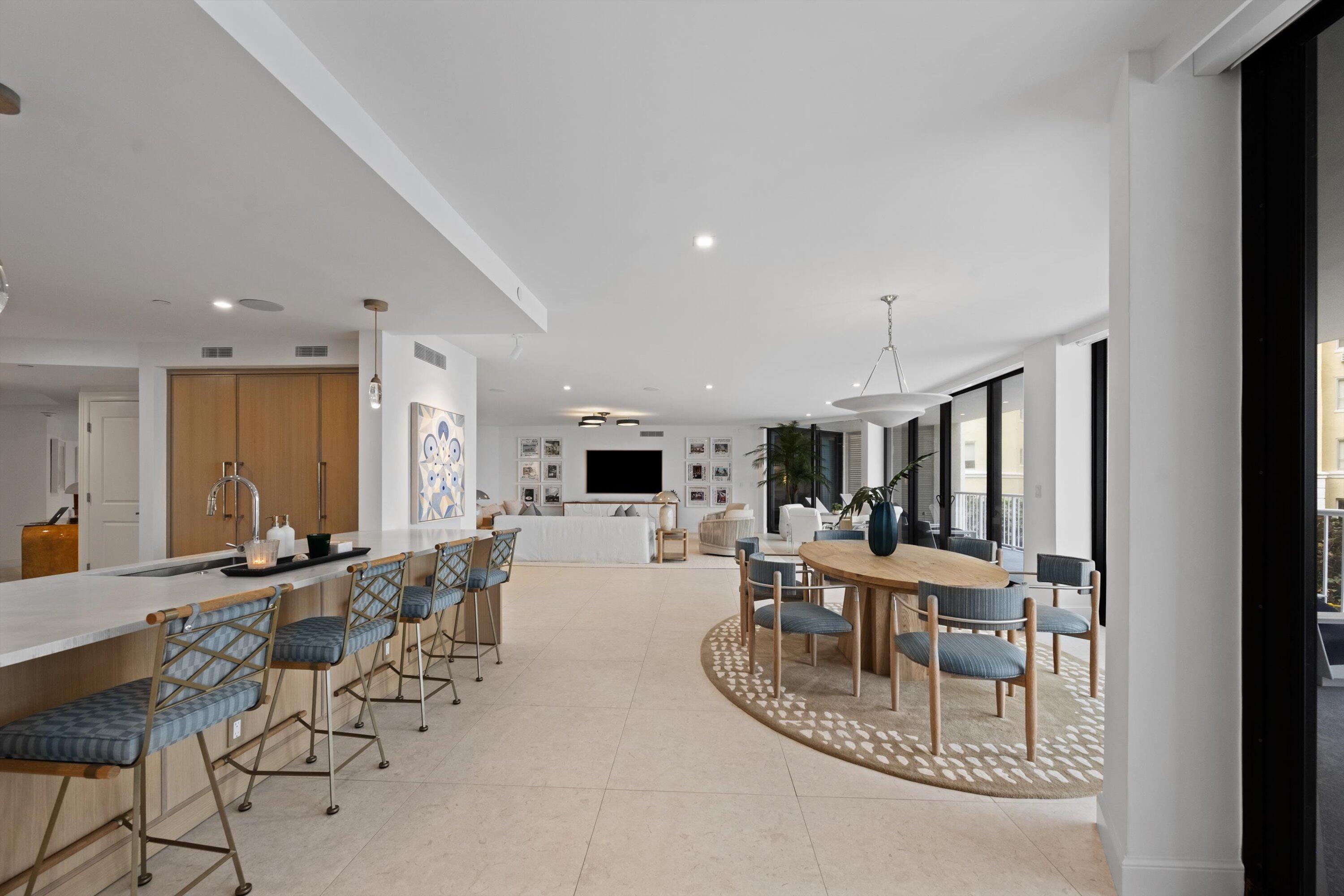 TWENTY SEVEN SEVENTY SOUTH OCEAN BOULEVARD COND DE - Residential