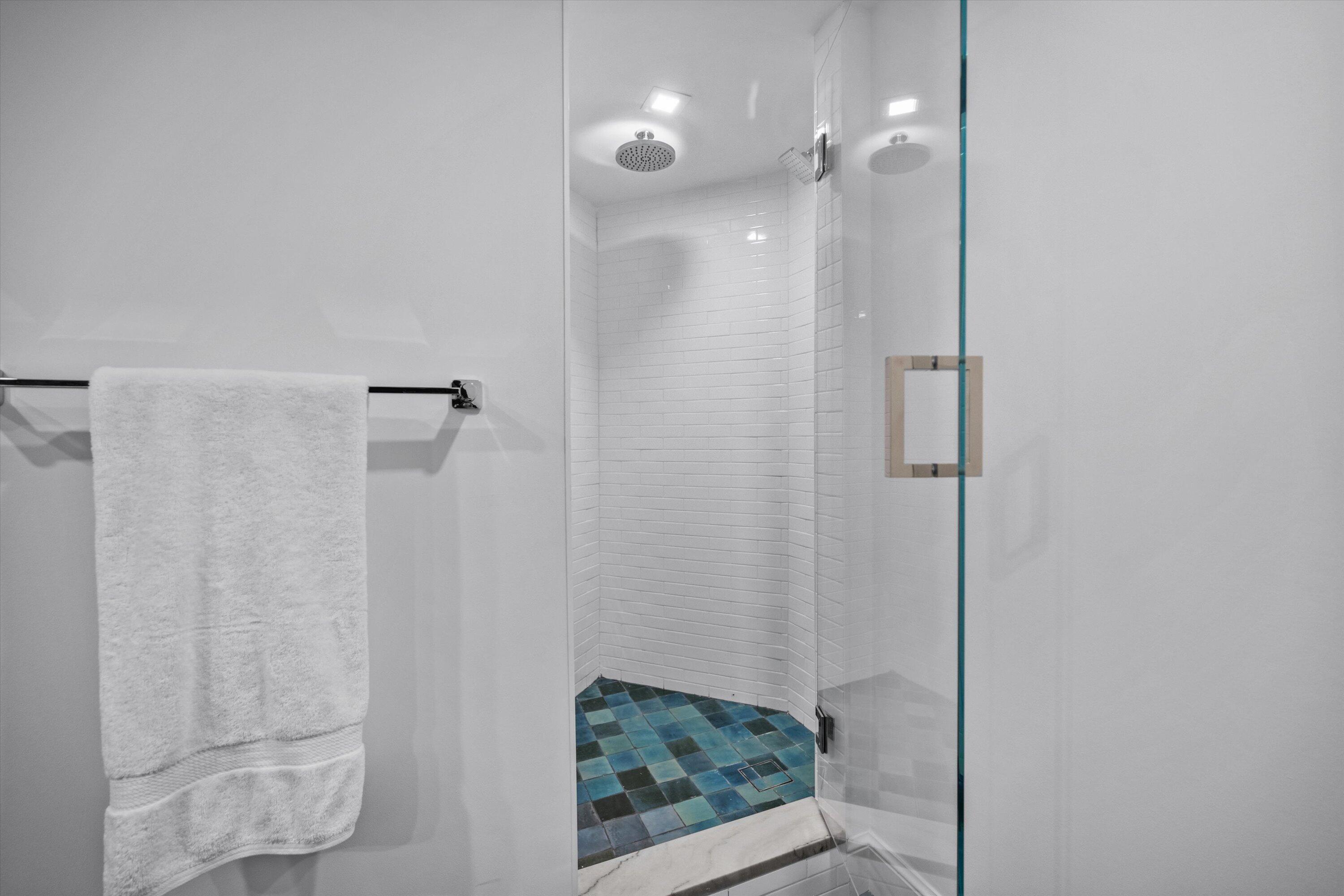 TWENTY SEVEN SEVENTY SOUTH OCEAN BOULEVARD COND DE - Residential