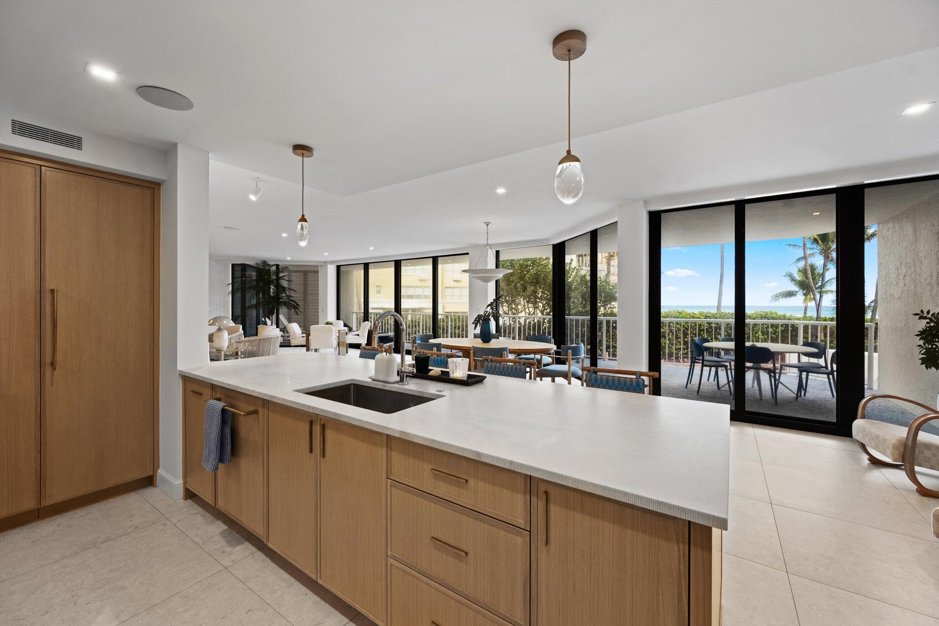 TWENTY SEVEN SEVENTY SOUTH OCEAN BOULEVARD COND DE - Residential