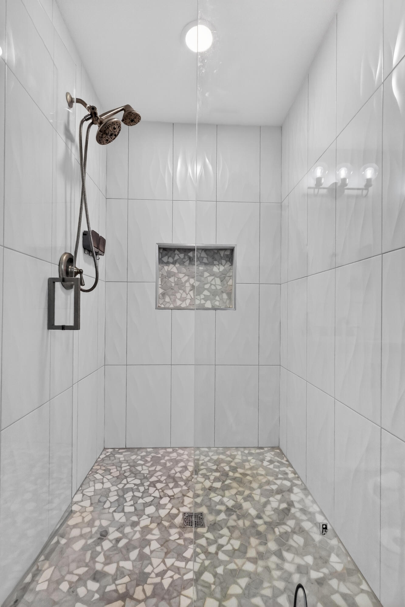 RAINBERRY LAKE PH IV-A - Residential