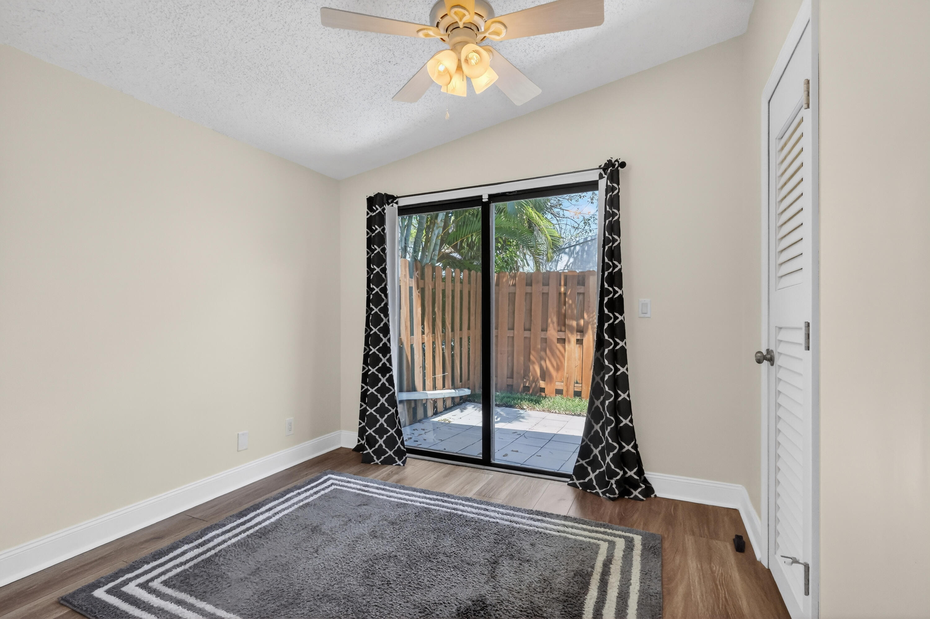 RAINBERRY LAKE PH IV-A - Residential