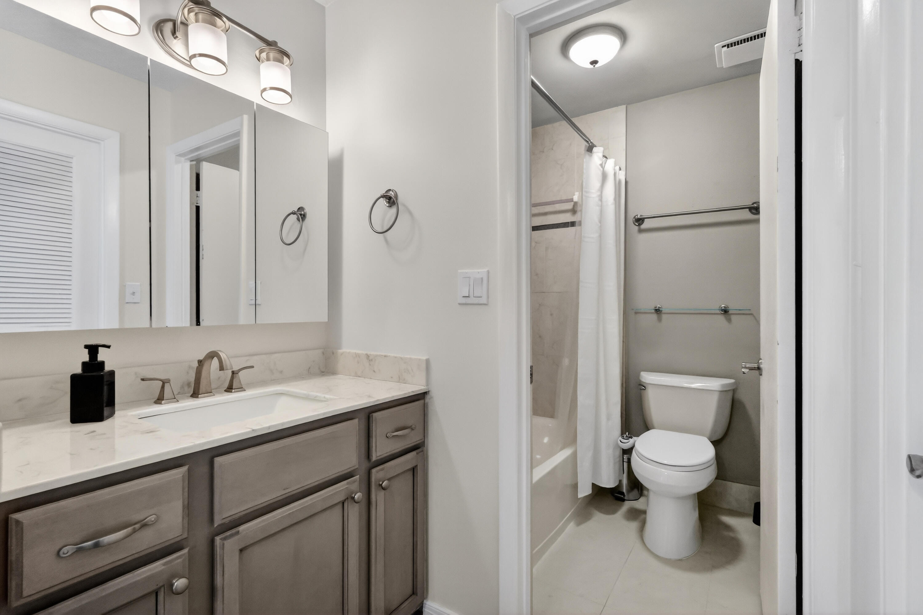 RAINBERRY LAKE PH IV-A - Residential