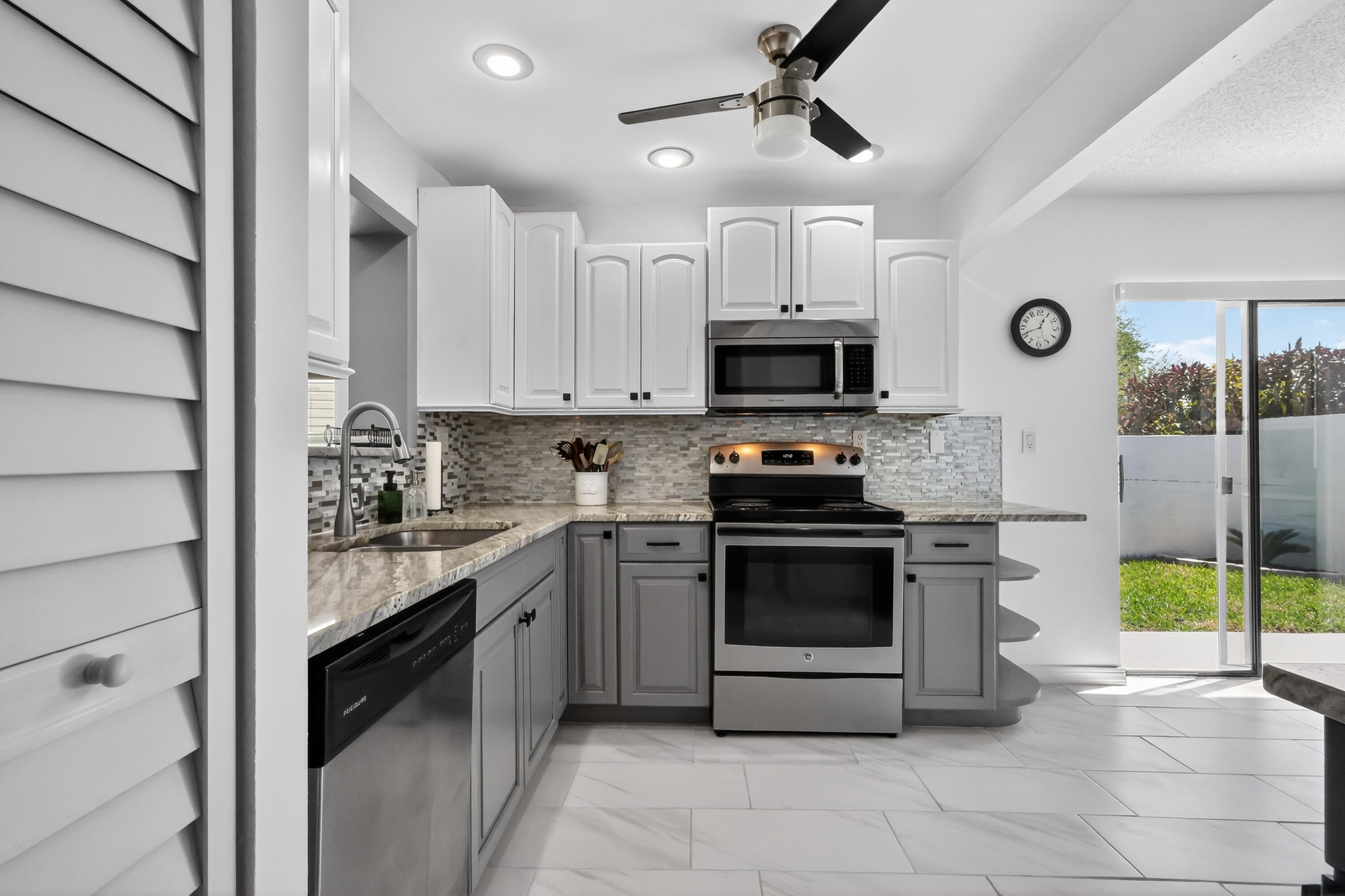 RAINBERRY LAKE PH IV-A - Residential