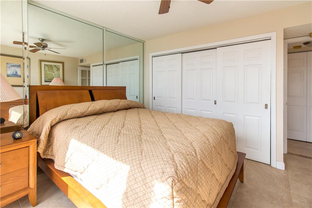 SILVER THATCH - Residential