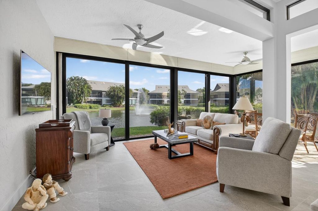 Photo of 21222 Clubside Drive #D, Boca Raton, FL 33434 (MLS # R11156238)