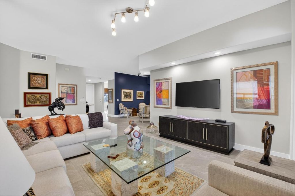 Photo of 21222 Clubside Drive #D, Boca Raton, FL 33434 (MLS # R11156238)