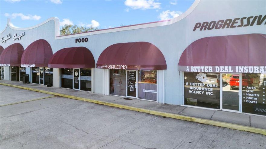 This 800 sqft retail condo is located right on Bayshore Blvd, one of the busiest retail corridors in Port St Lucie with currently 0% retail vacancy.  With 22,000 average daily trips, a business in this location gets amazing road exposure.
