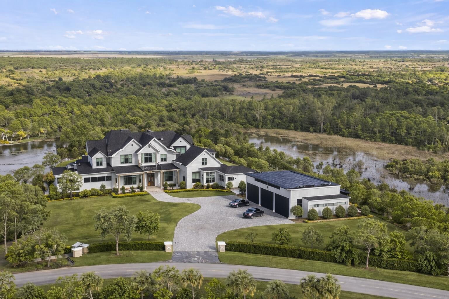 2524 SE Ranch Acres Circle