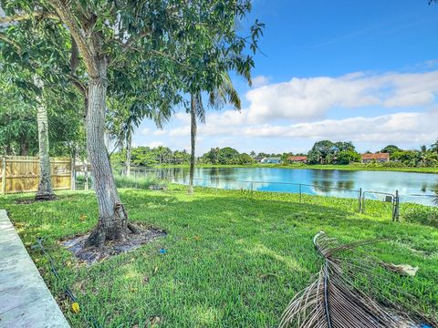 A home in Lake Worth