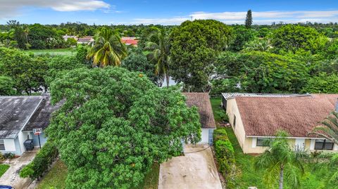 A home in Lake Worth