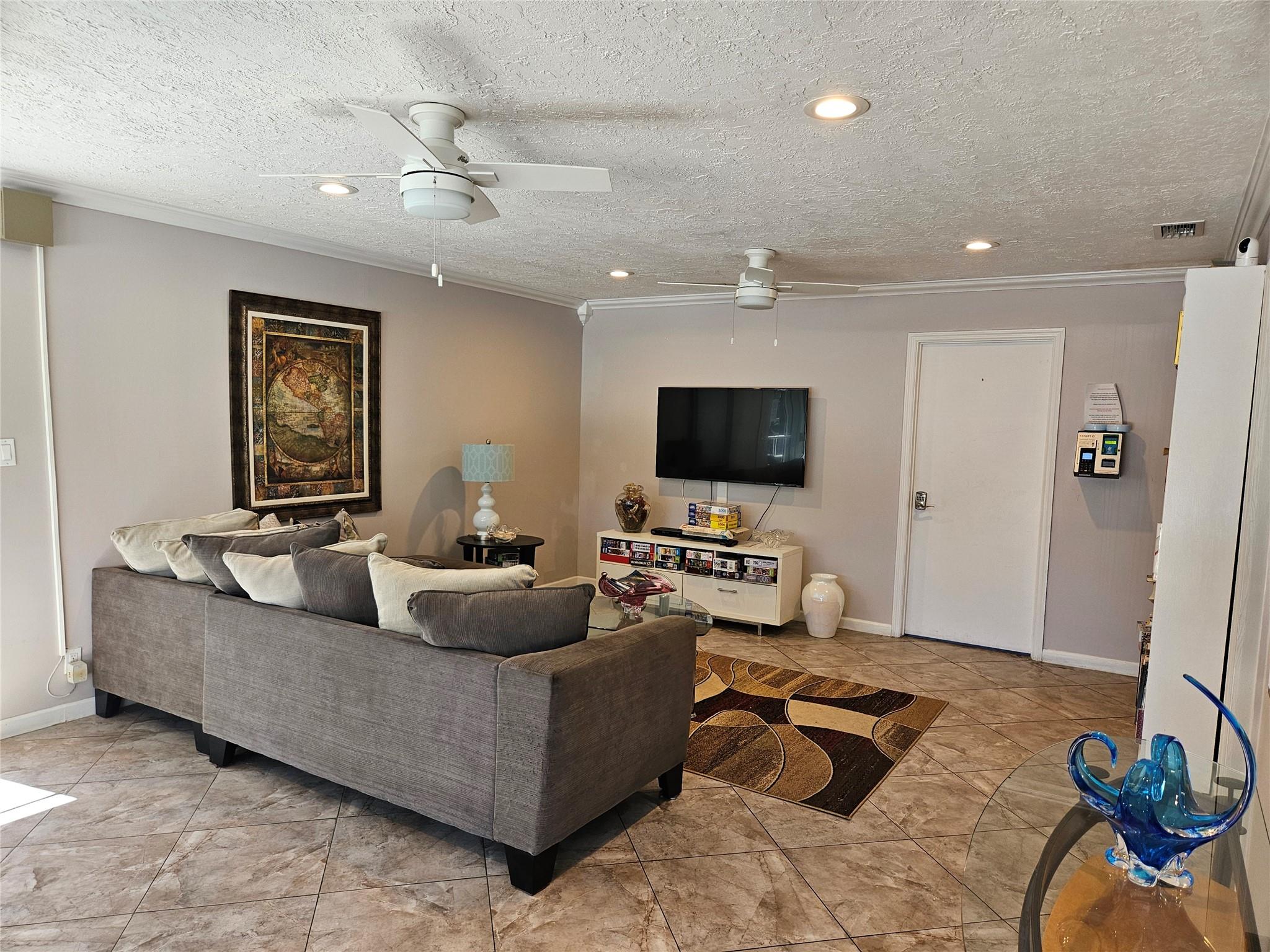 Oakland Grove Village Con - Residential Lease