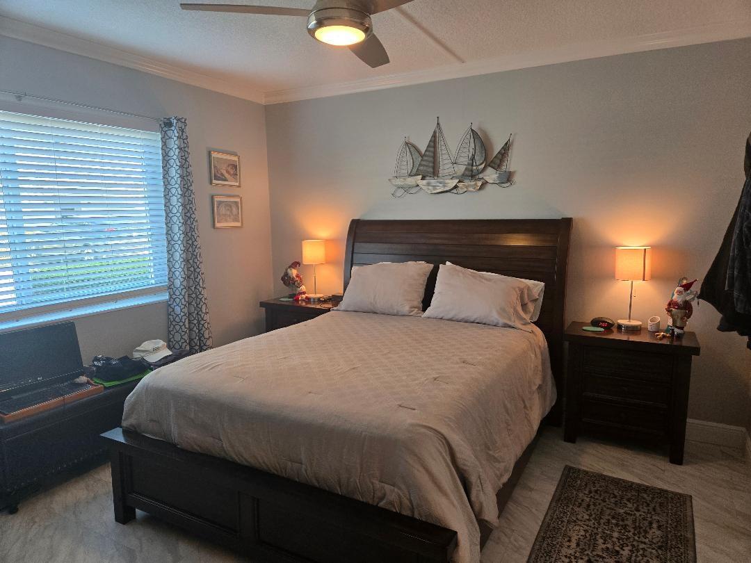 Oakland Grove Village Con - Residential Lease