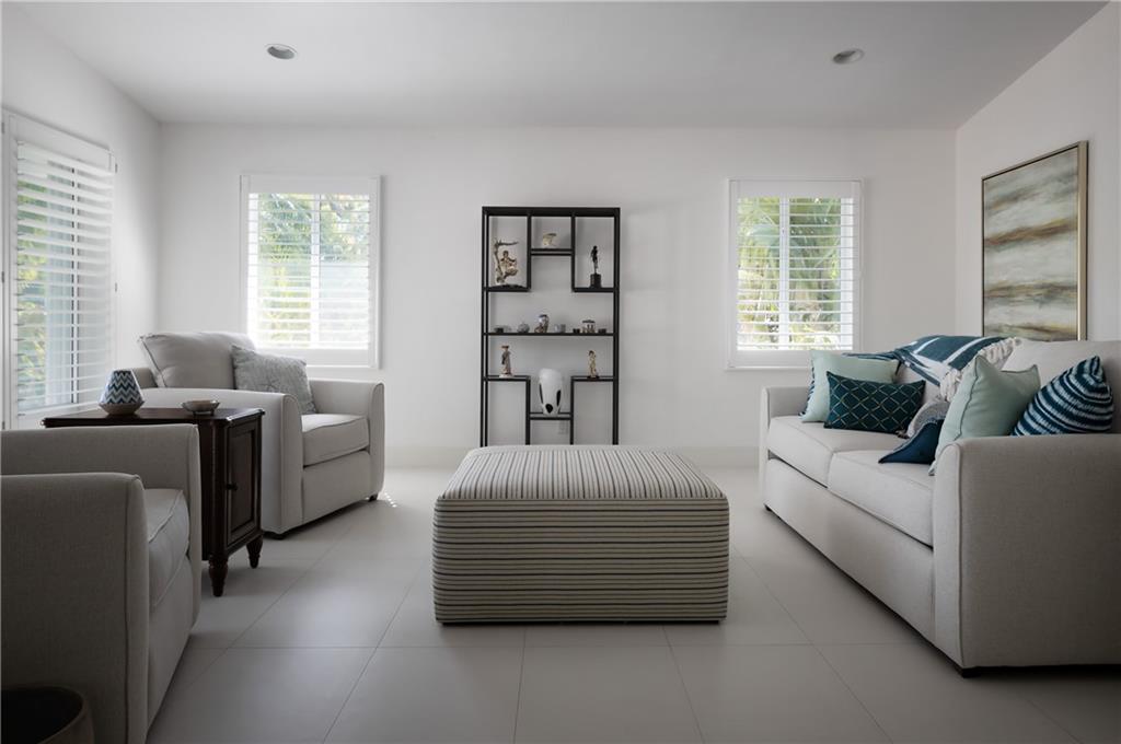 Hollywood Lakes Sec 1-32 - Residential