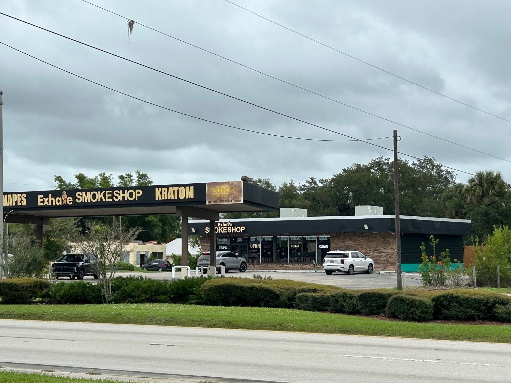 1705 S Parrott Avenue