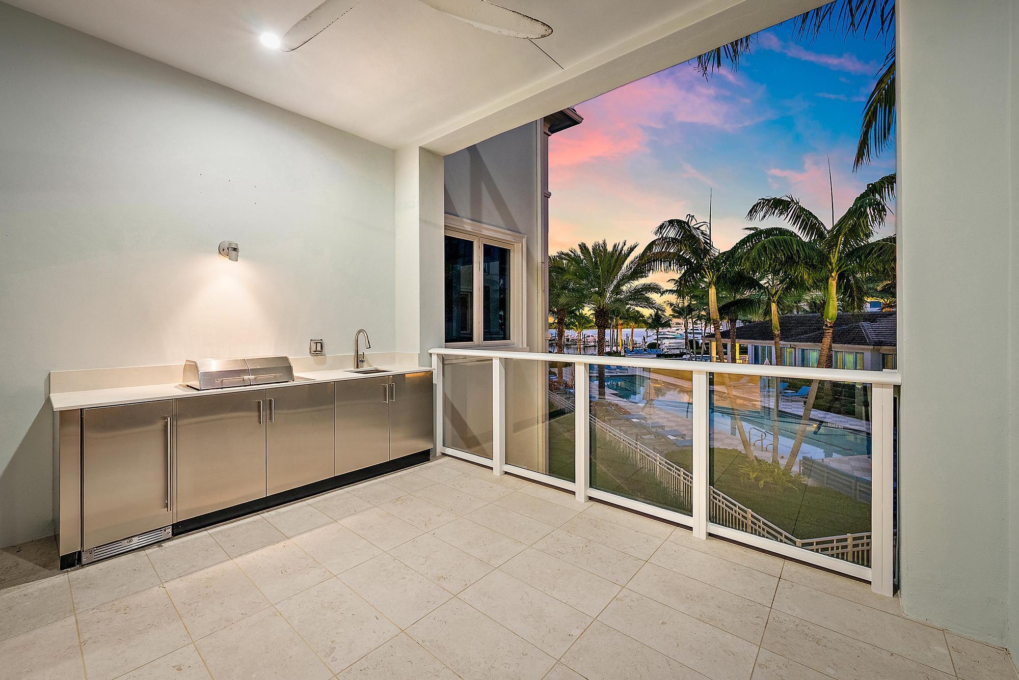 WATER CLUB NORTH PALM BEA - Residential