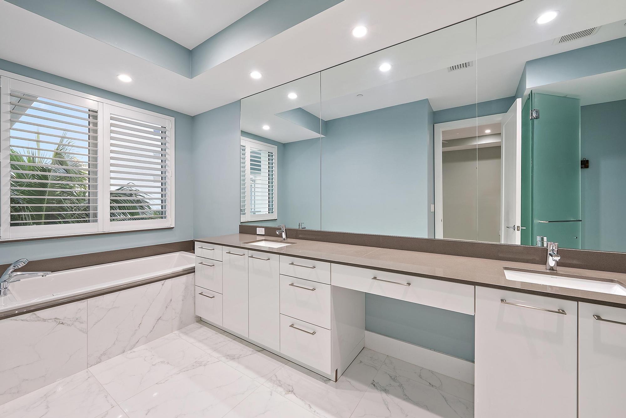 WATER CLUB NORTH PALM BEA - Residential