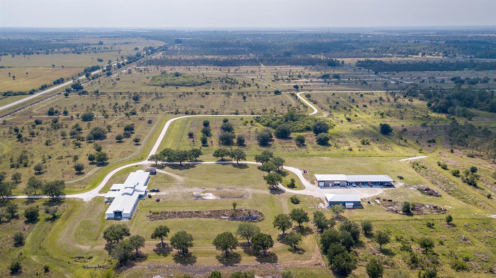 TROPICAL FRUIT FARMS - Land