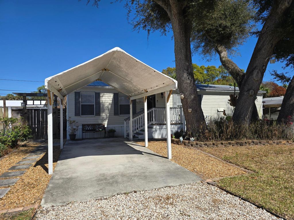 Photo of 5192 Amy Lane, Fort Pierce, FL 34946 (MLS # R11167170)