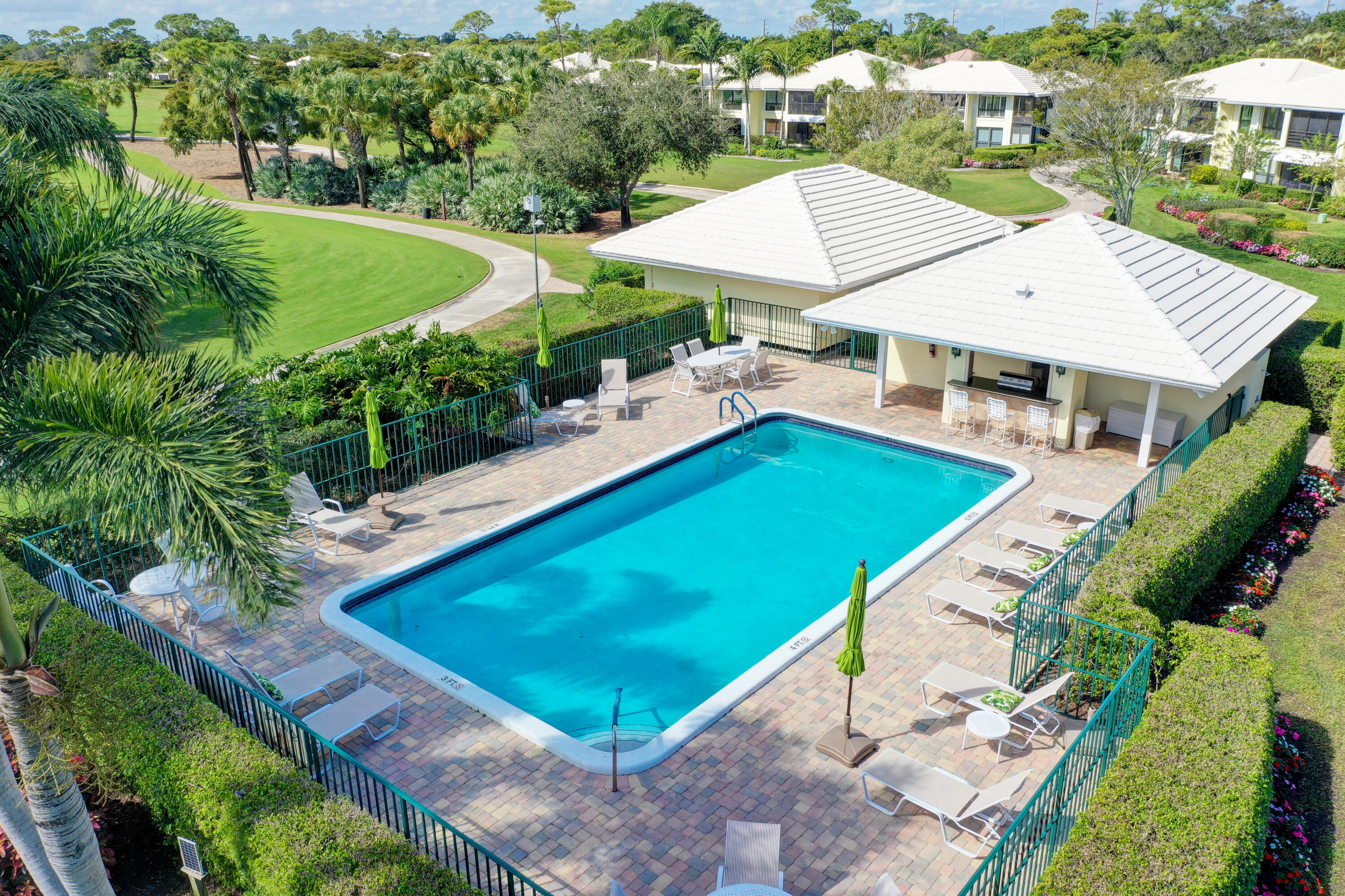 QUAIL RIDGE CONDO 15 - Residential