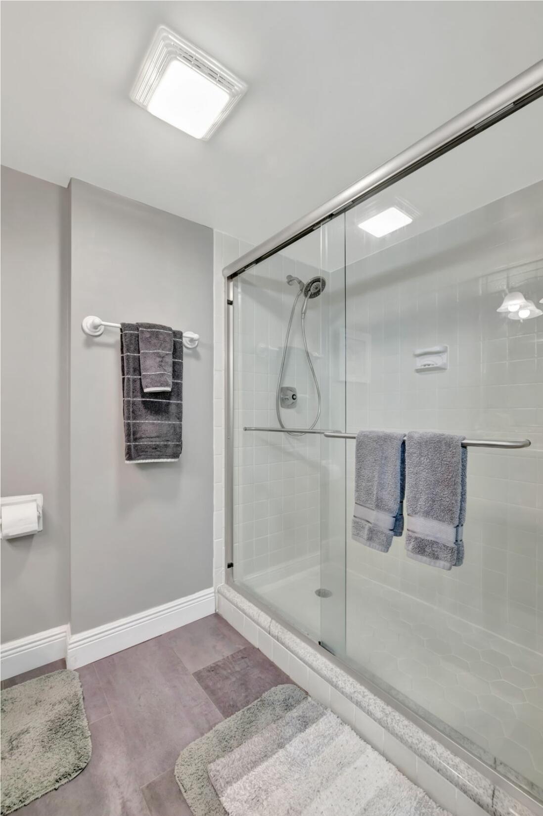 OCEAN VILLAGE - Residential