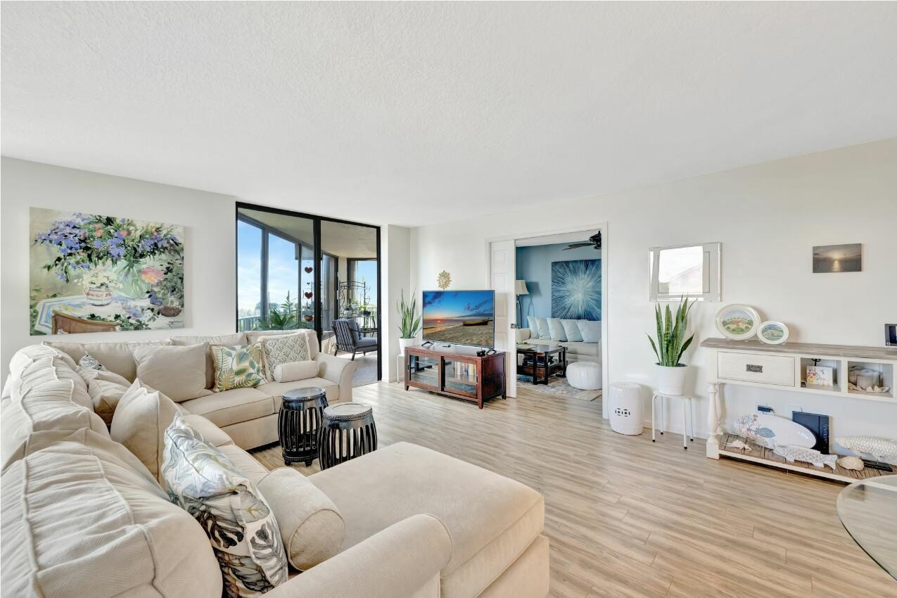 OCEAN VILLAGE - Residential