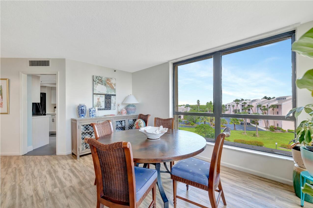 OCEAN VILLAGE - Residential