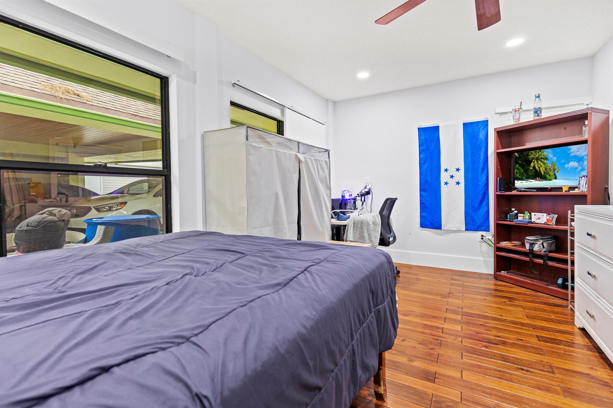 33359 / 2000 - Residential